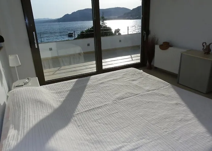 Villa Pefkos Beachfront