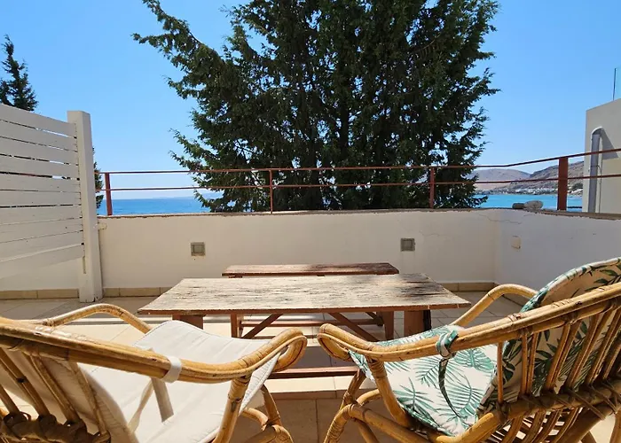 Pefkos Beachfront Villa Pefki