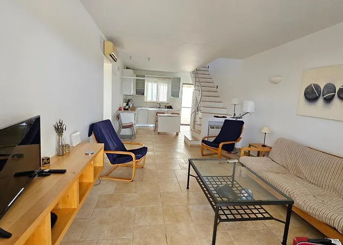 Pefkos Beachfront Villa *