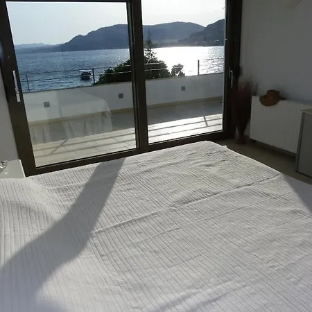 Villa Pefkos Beachfront